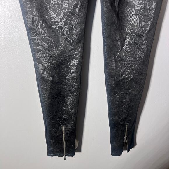 Abercrombie & Fitch floral print Pants Womens S Black Floral Embossed - Picture 8 of 9